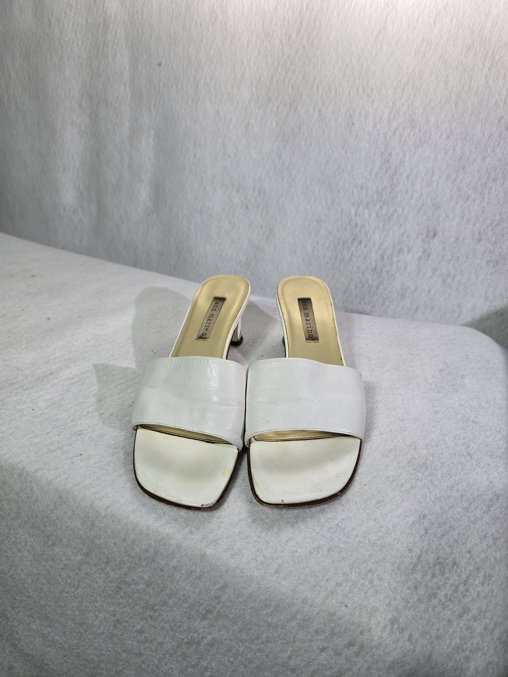 Ann Marino White Square-Toe Slide Mules Size 7.5